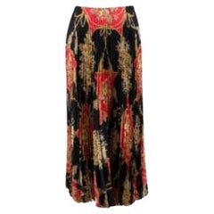 Gucci Black pleated silk skirt with gold & red print