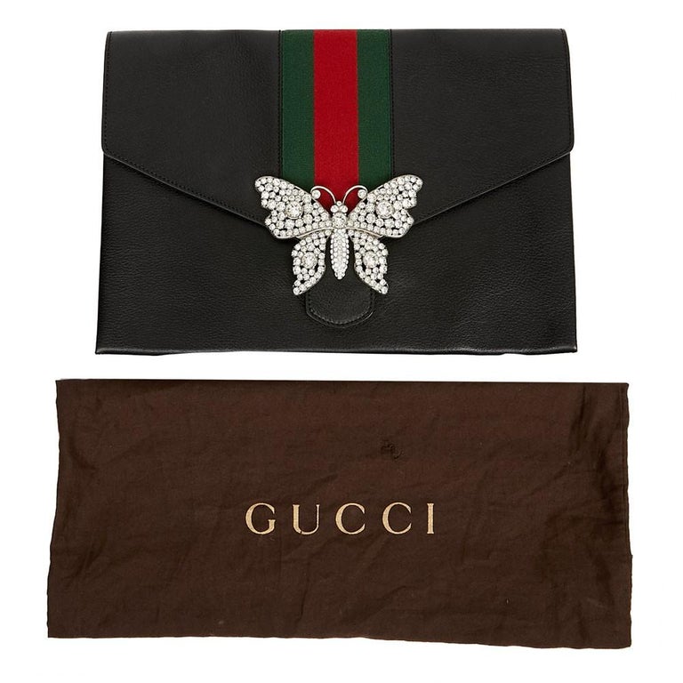 Gucci Black Pouch with Butterfly In Good Condition For Sale In Paris, FR