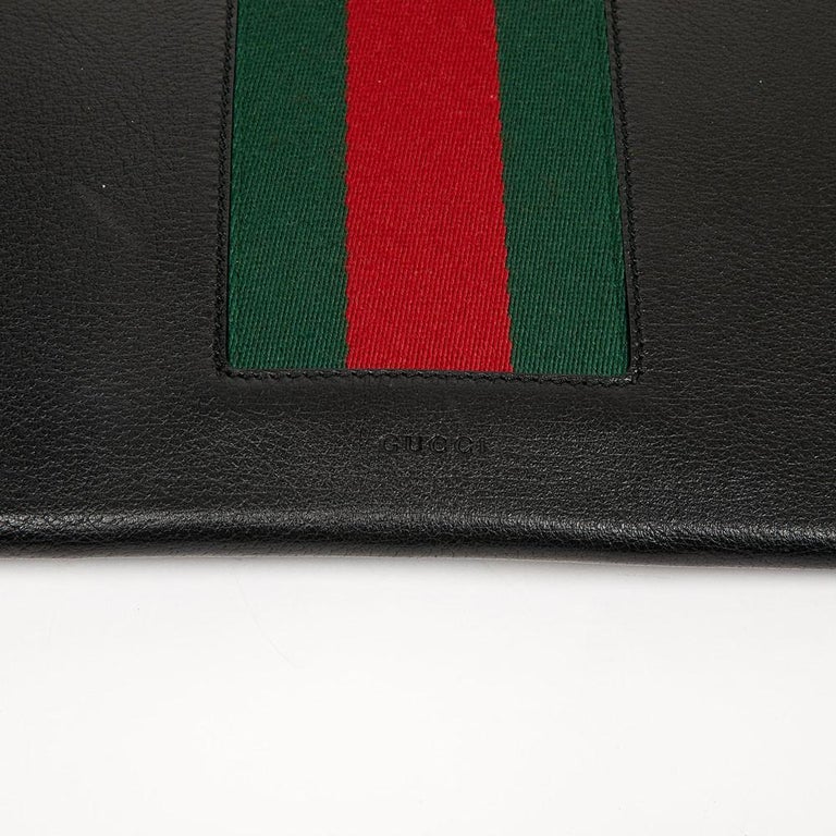 Gucci Black Pouch with Butterfly For Sale 3