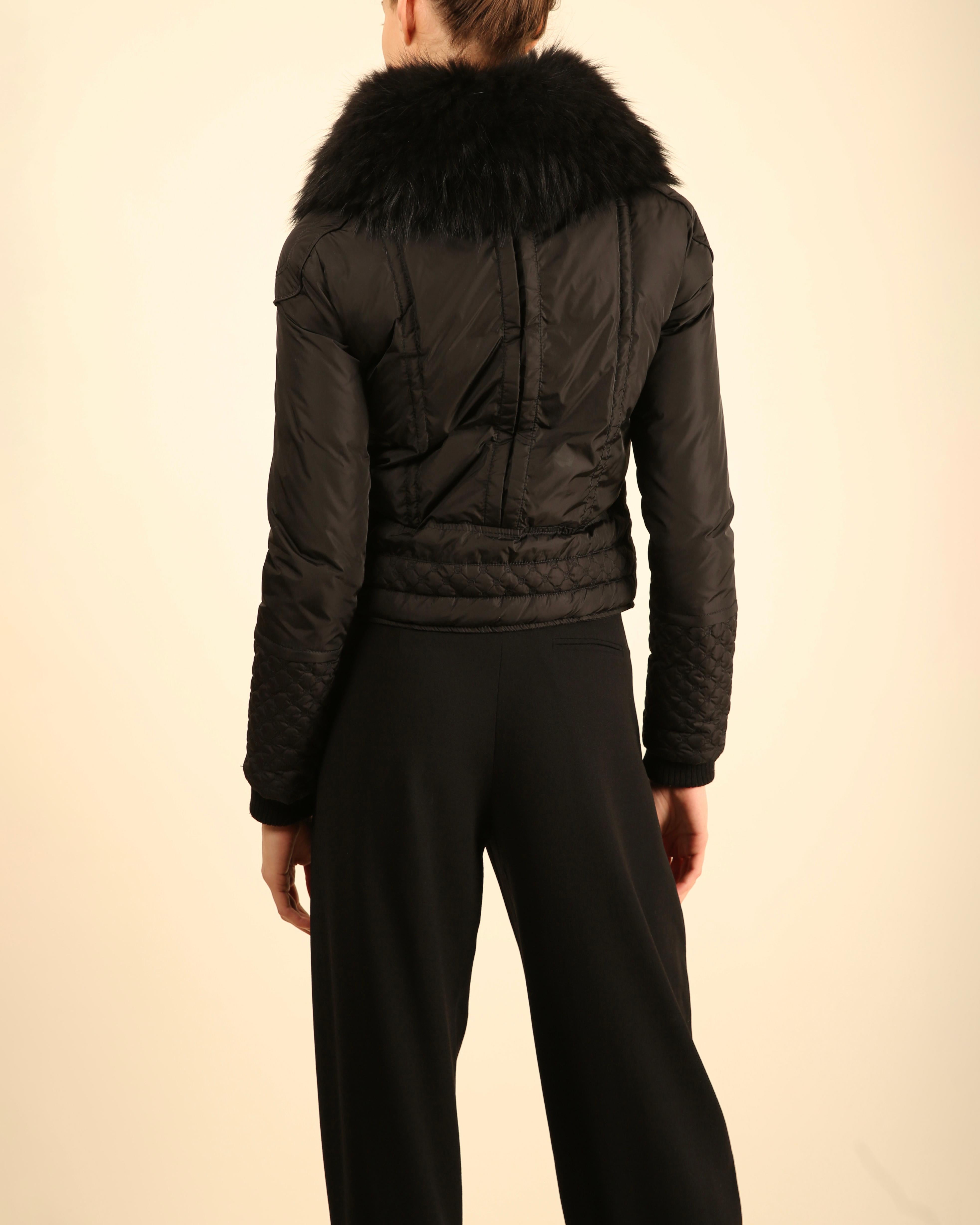 Gucci negro puffer bomber plumón corto desmontable cuello de piel de zorro chaqueta de esquí abrigo en venta 8