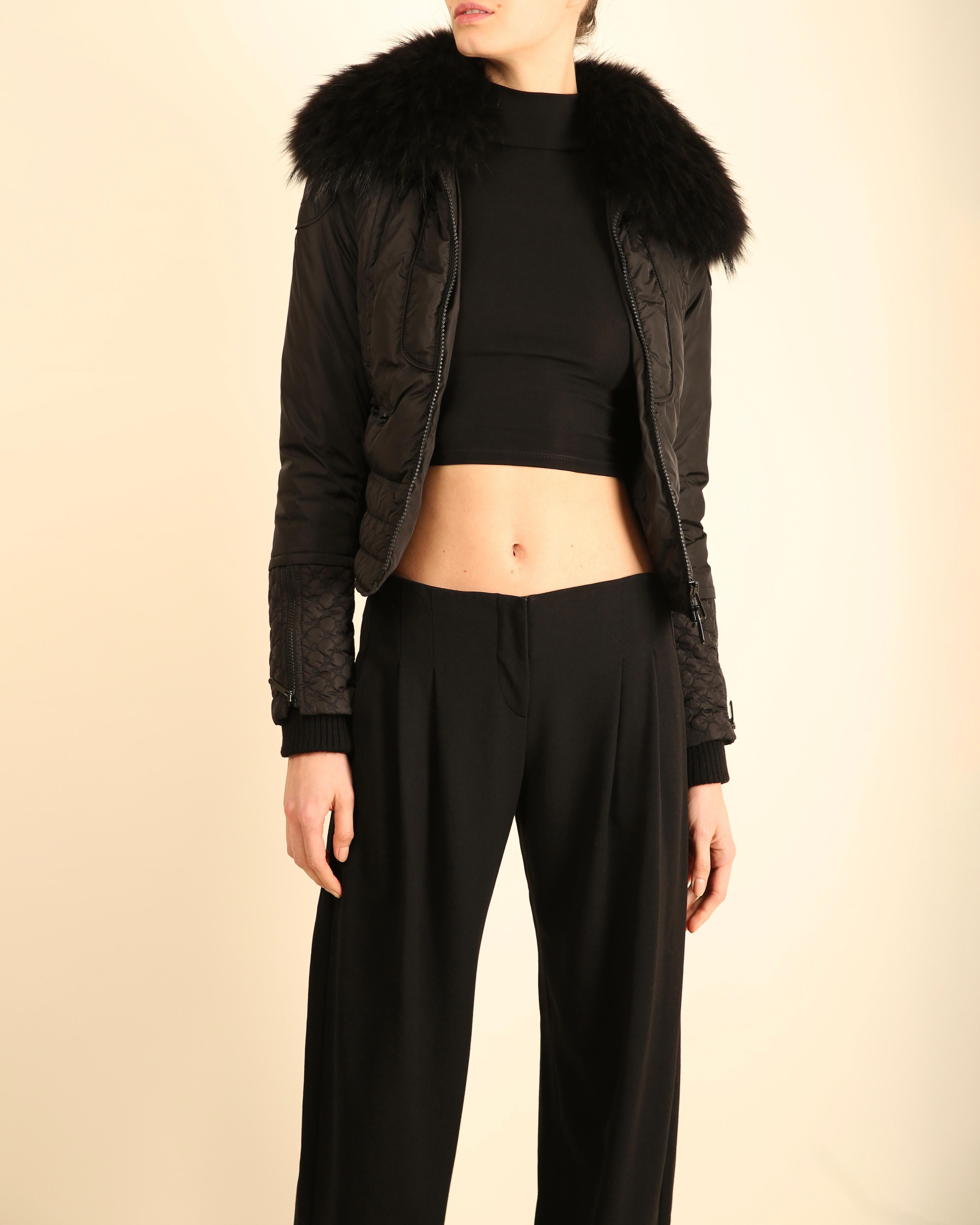 Gucci black puffer bomber down short detachable fox fur collar ski jacket coat  For Sale 2
