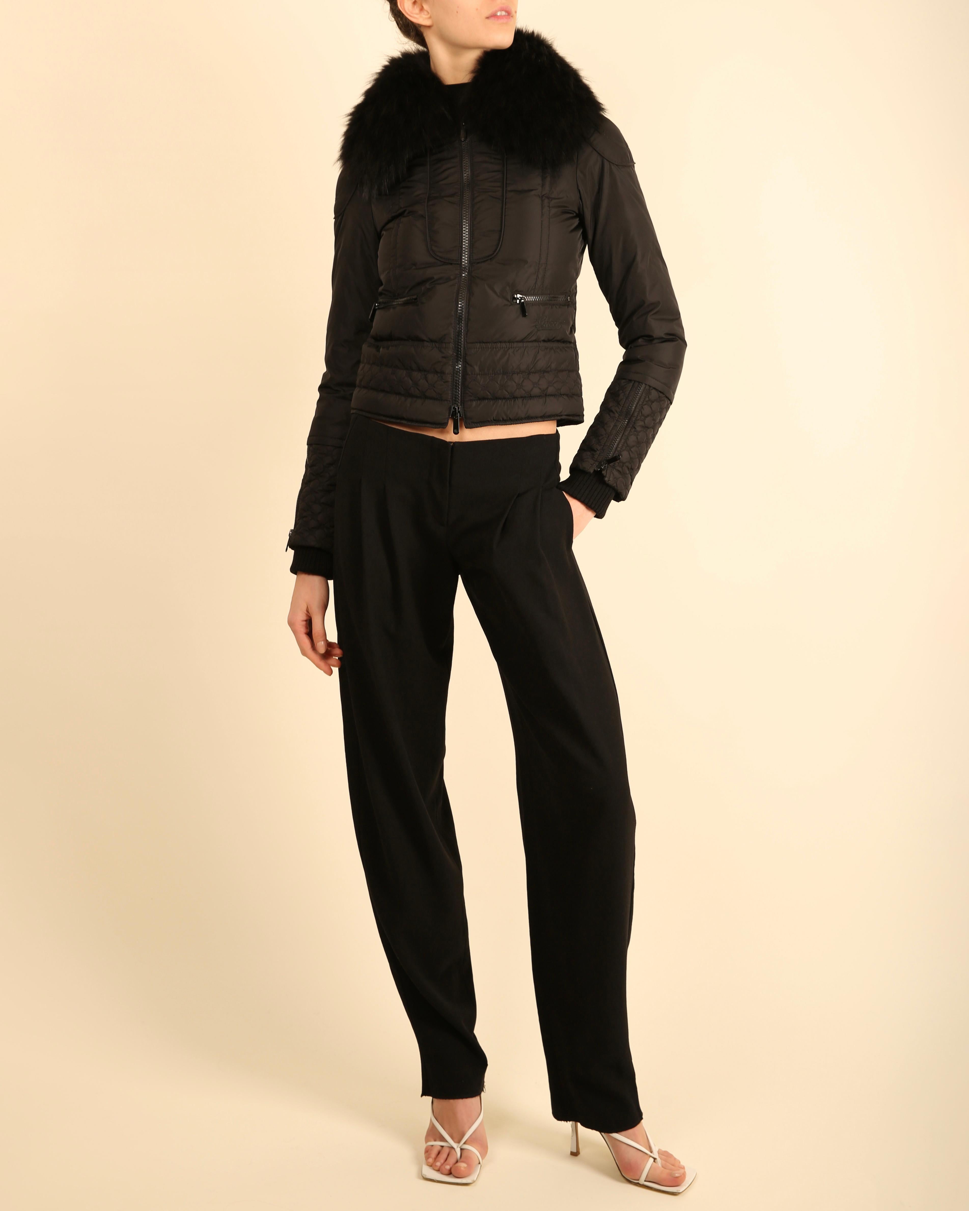 Gucci negro puffer bomber plumón corto desmontable cuello de piel de zorro chaqueta de esquí abrigo en venta 4
