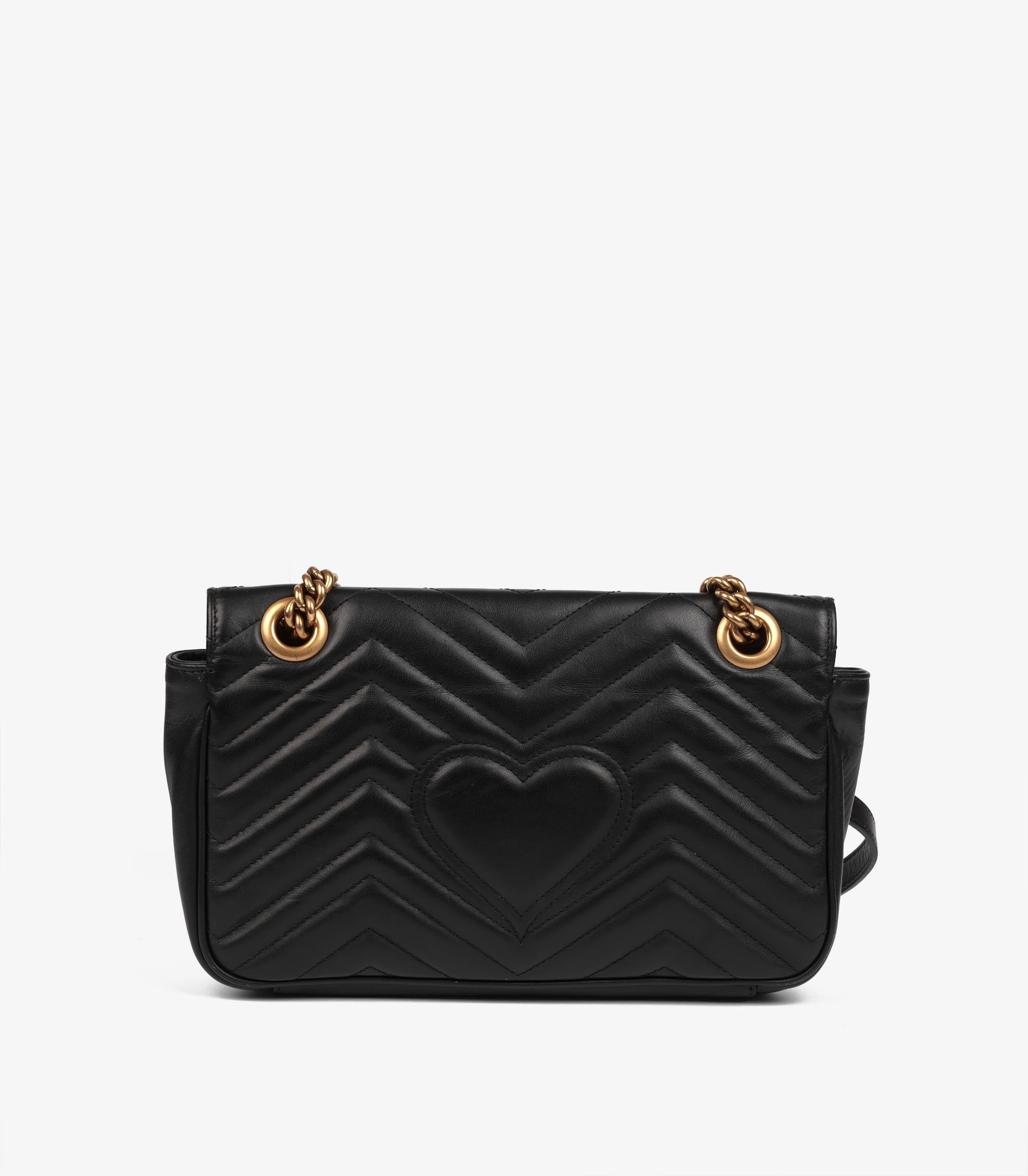 Women's or Men's Gucci Black Quilted Calfskin Leather Medium GG Marmont For Sale
