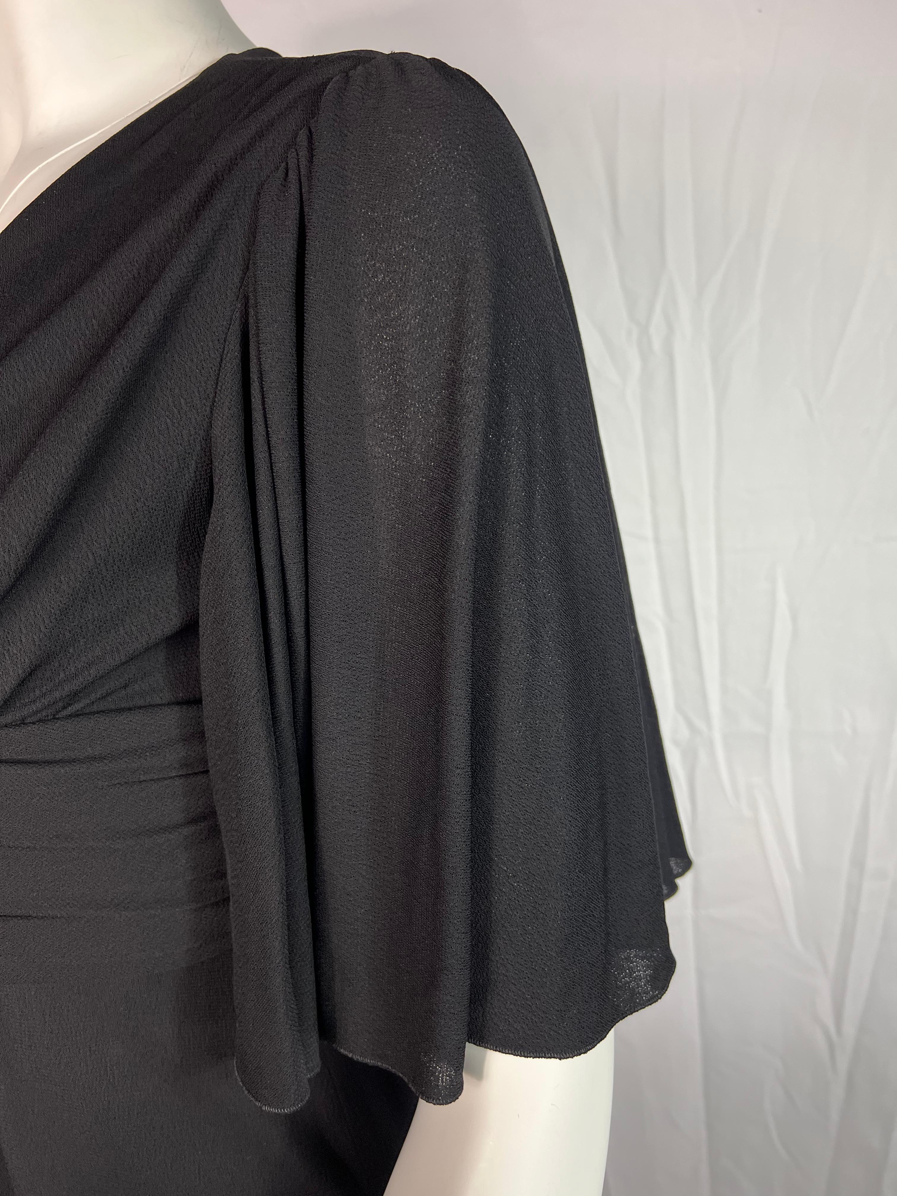 Gucci Black Rayon and Silk Maxi Dress Gown w/ Crystal Bow, Size Small For Sale 2