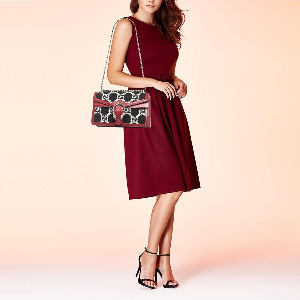 For a look that is complete with style, taste, and a touch of luxe, this designer bag is the perfect addition. Flaunt this beauty on your shoulder and revel in the taste of luxury it leaves you with.

Includes
Original Dustbag, Info Booklet
