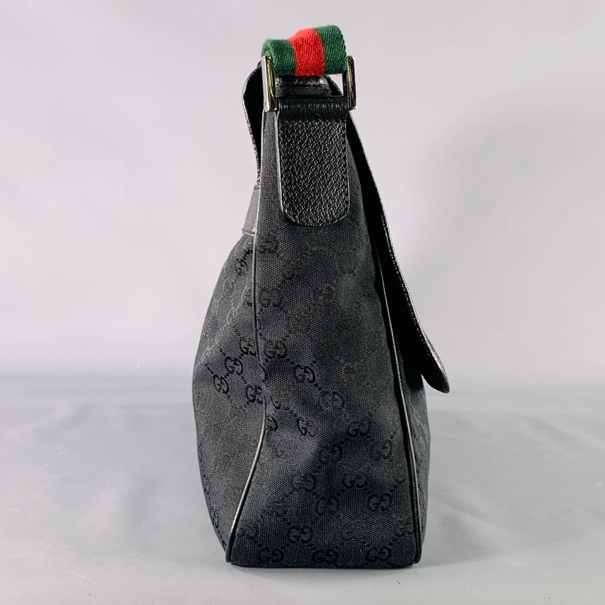 Men's GUCCI Black Red Green Guccissima Monogram Web Canvas Messenger Bag For Sale