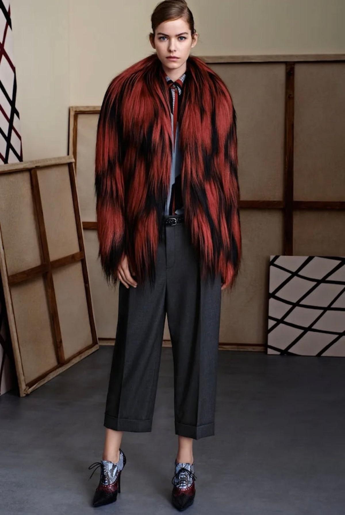 Gucci Black Red Long Goat Fur Jacket (S/M) For Sale 3
