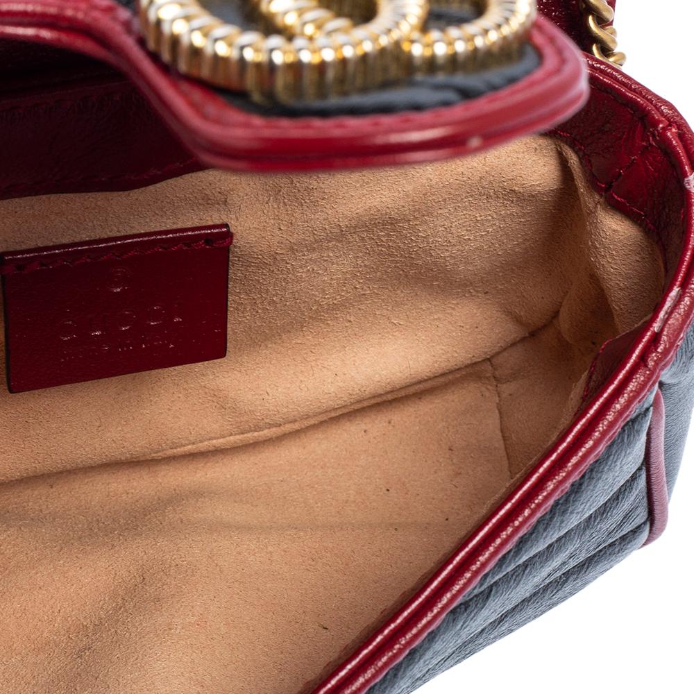 Bolso de hombro Gucci Super Mini GG Marmont Torchon de piel matelassé negra/roja 5