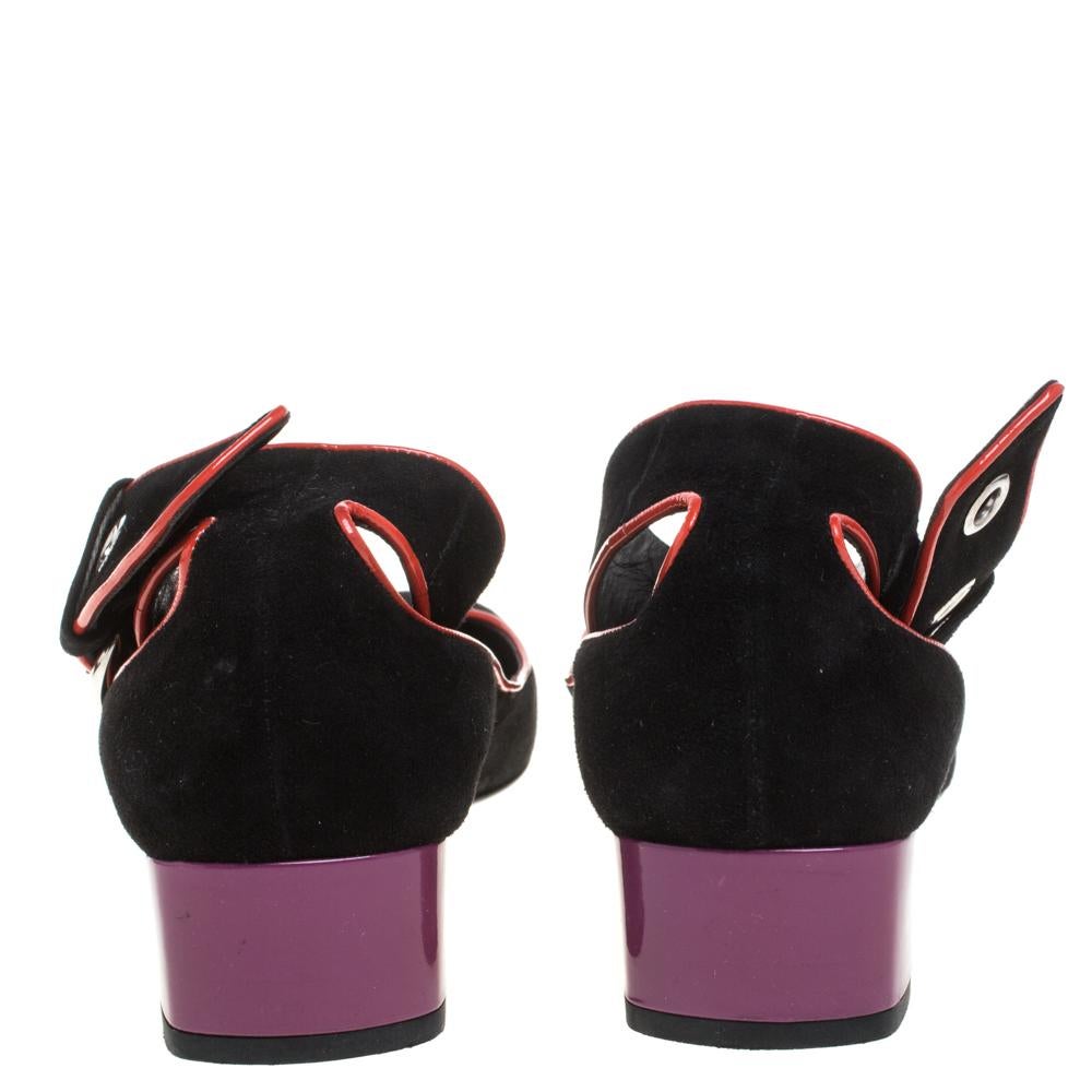 Gucci Black/Red Suede And Patent Leather Square-Toe Sandals Size 39 In Good Condition In Dubai, Al Qouz 2