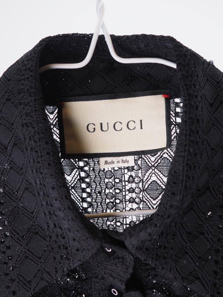 Gucci Black Ruffle Stripped Lace Shirt - Size 42 (572339) In Excellent Condition In Montreal, Quebec
