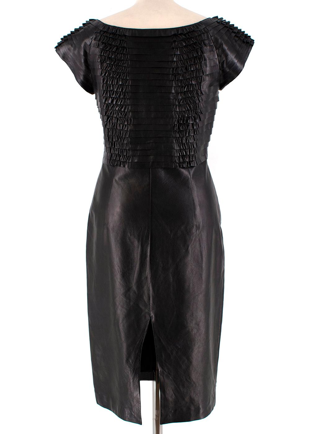 Gucci Black Ruffled Leather Fitted Dress - Size US 4 In New Condition In London, GB