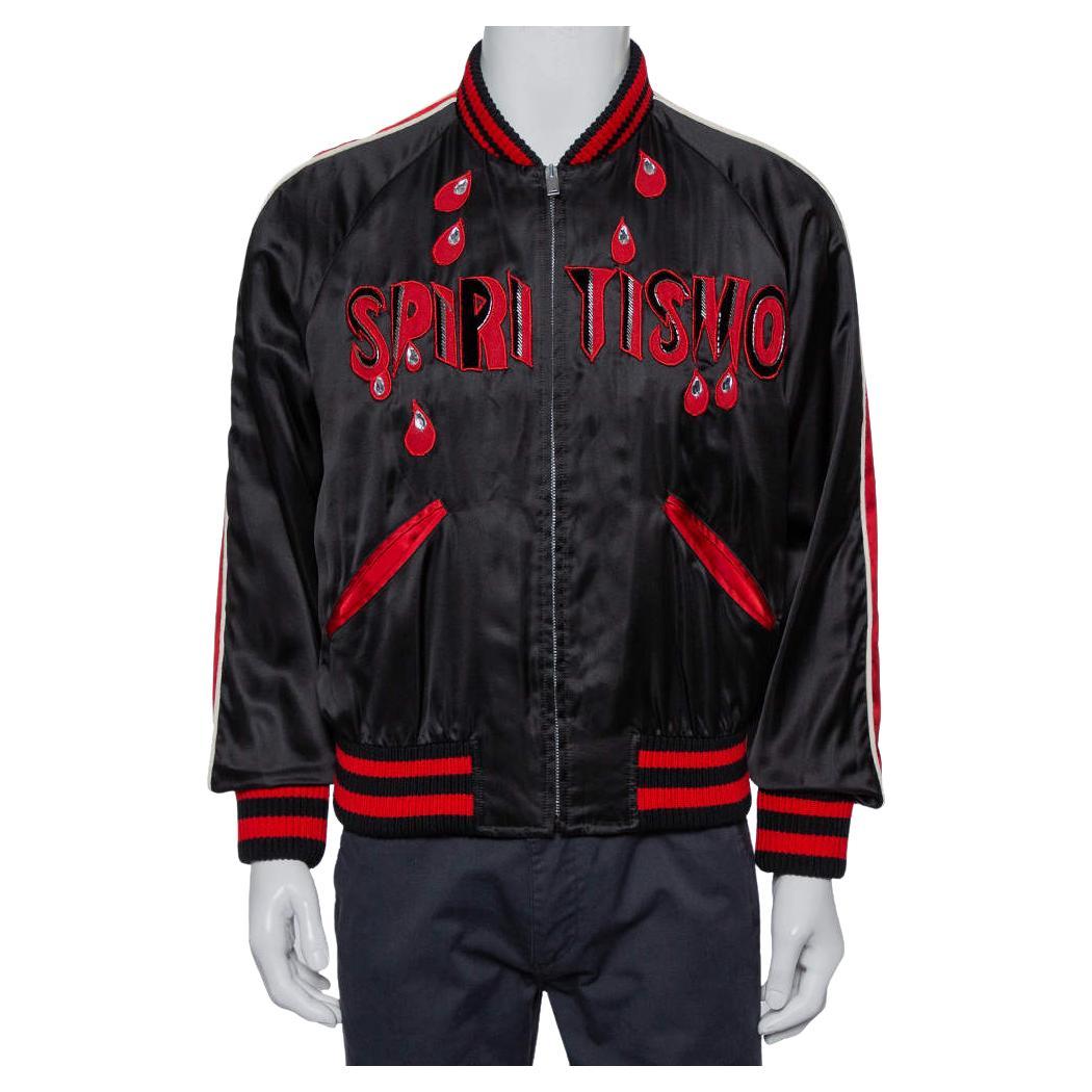 Gucci - Blouson bombardier en satin noir avec bordure contrastée et applique Spiritismo, taille M en vente