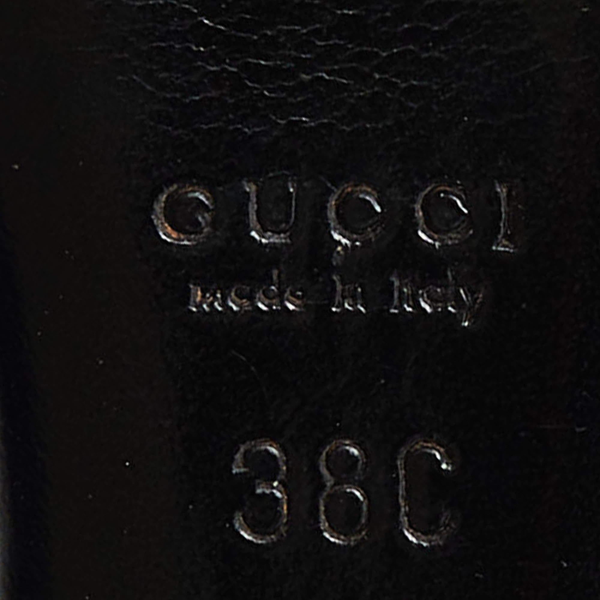 Gucci Negro Satén Horsebit Peep Toe Bombas Tamaño 38 en venta 3