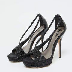 Gucci Black Satin Patent Leather Crystal Embellished Platform Sandals Size 39