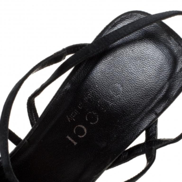Gucci Black Satin Strappy Pointed Toe Sandals Size 35.5 For Sale 2
