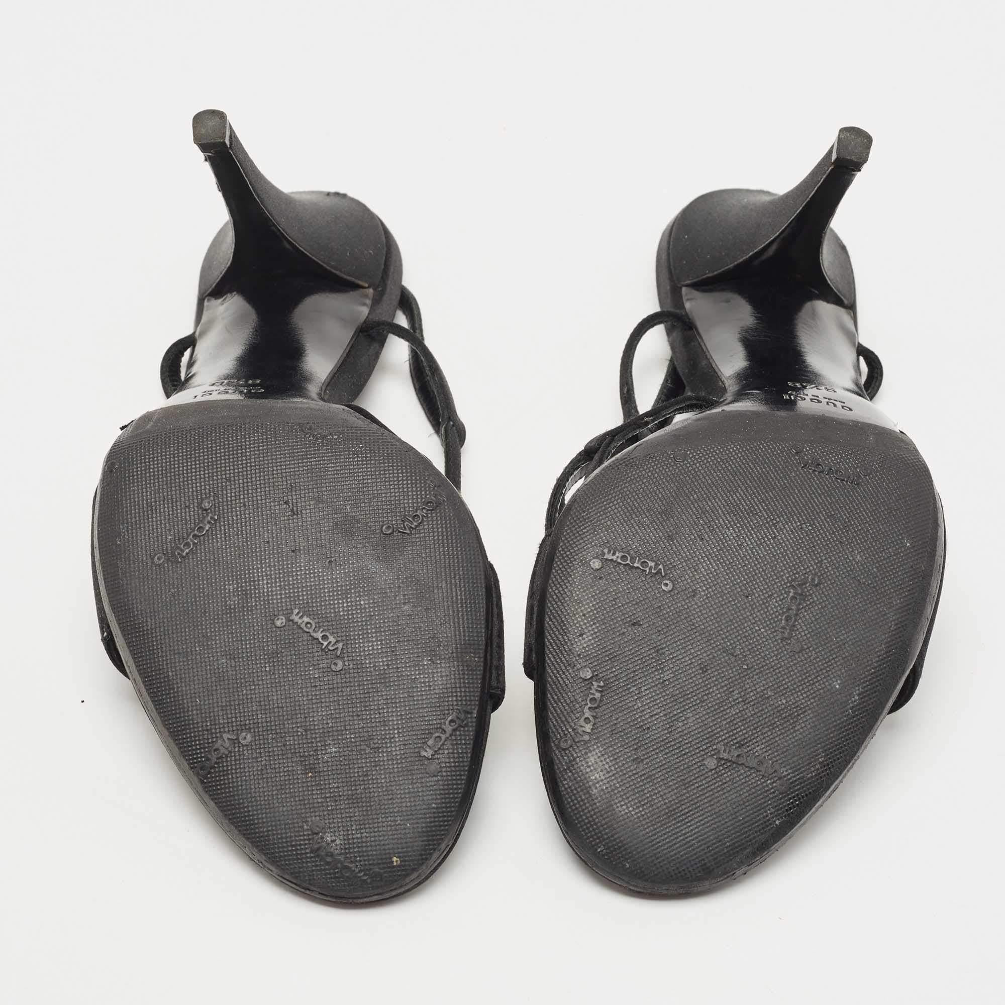 Gucci Black Satin Strappy Sandals Size 39.5 For Sale 2