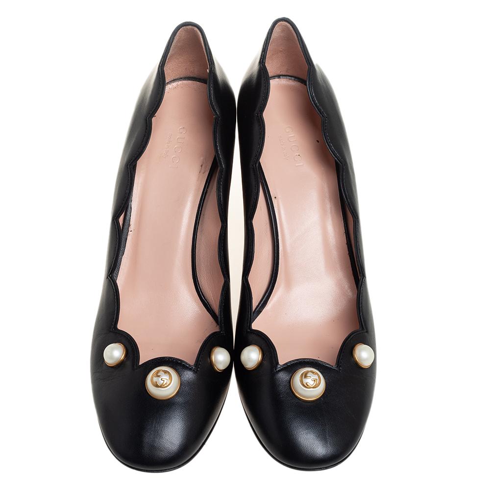 gucci pearl flats