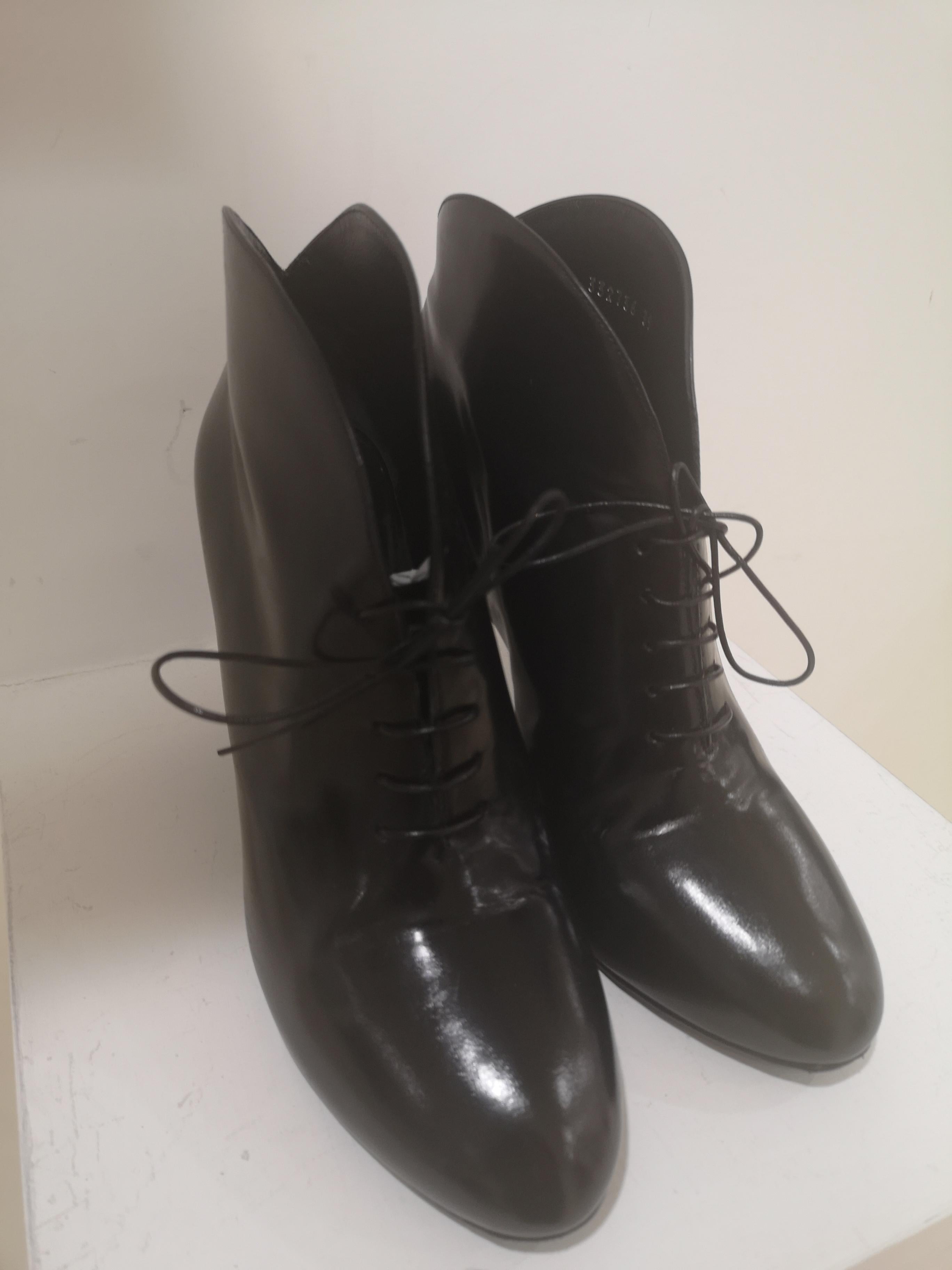Gucci Black shoes  In Good Condition For Sale In Capri, IT