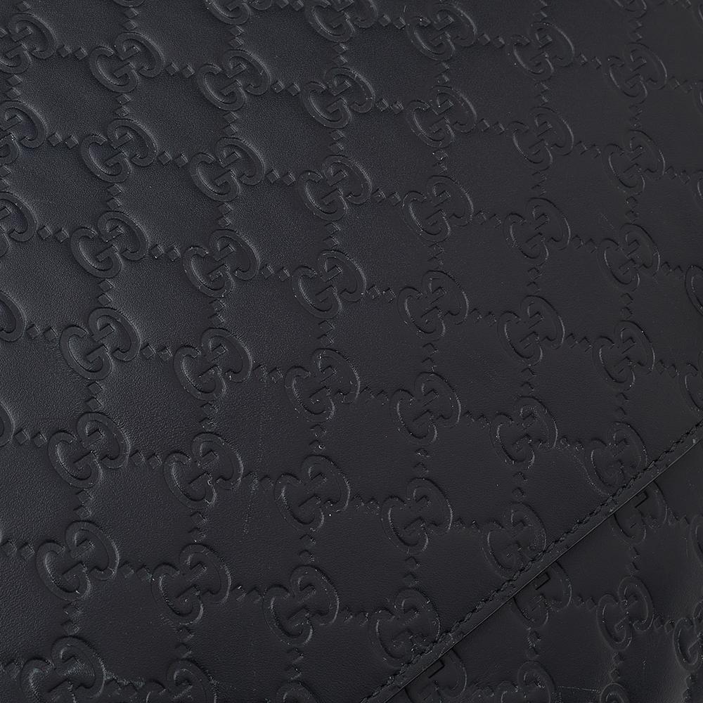 Gucci Black Signature Leather Flap Messenger Bag 4