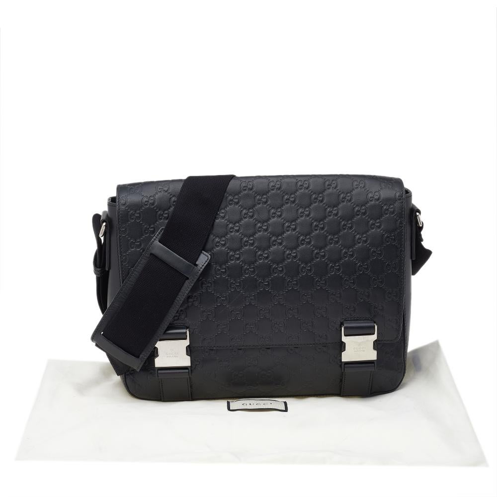 Gucci Black Signature Leather Flap Messenger Bag 5