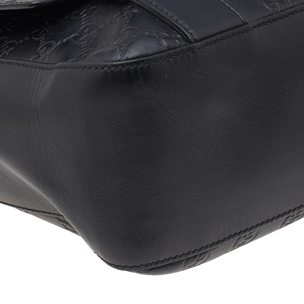 Gucci Black Signature Leather Flap Messenger Bag 2