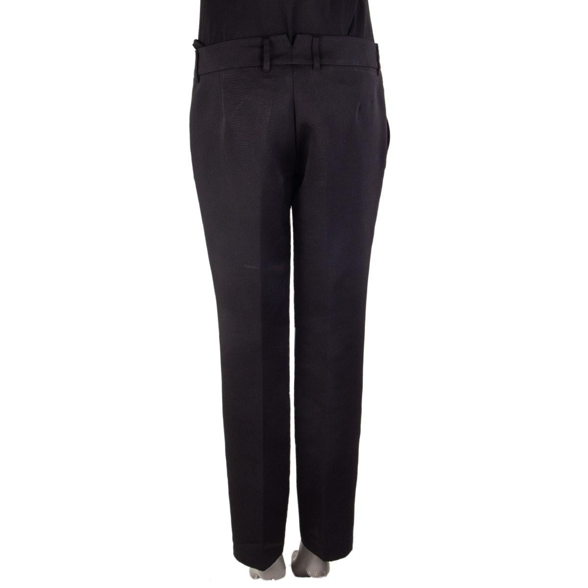 Black GUCCI black silk CLASSIC TAPERED Pants 44 L For Sale