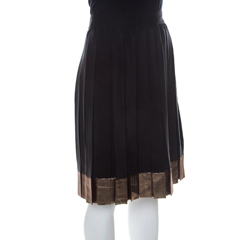gold pleated skirt