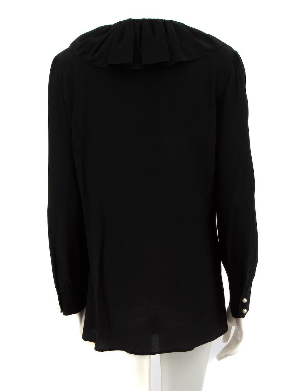 Gucci Black Silk Ruffle Trim Blouse Size XL In Good Condition For Sale In London, GB