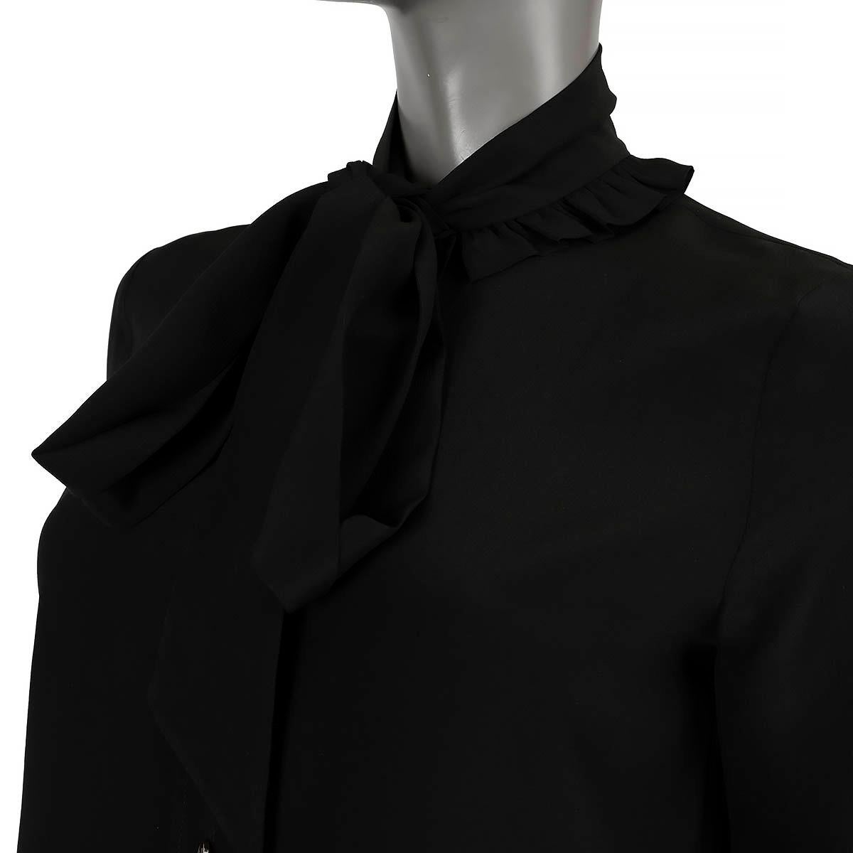 GUCCI black silk RUFFLE TRIM PUSSY BOW Blouse Shirt 36 XXS For Sale 1