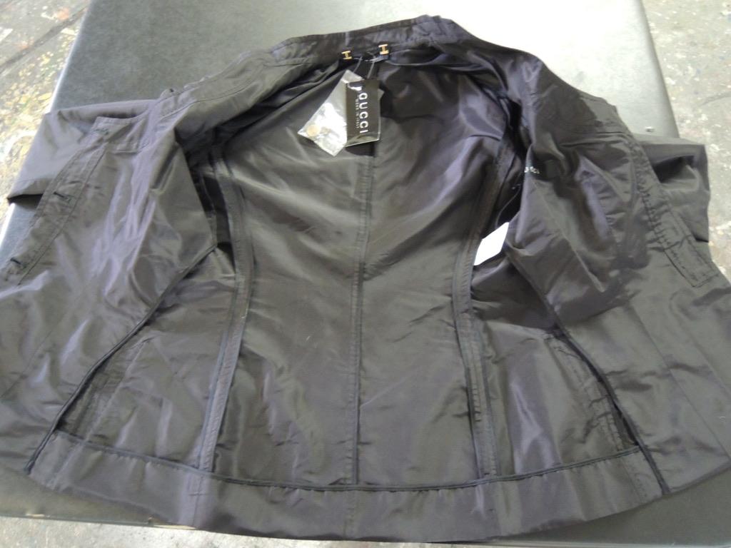 Gucci Black Silk Scoop Neck Blazer Jacket For Sale 7