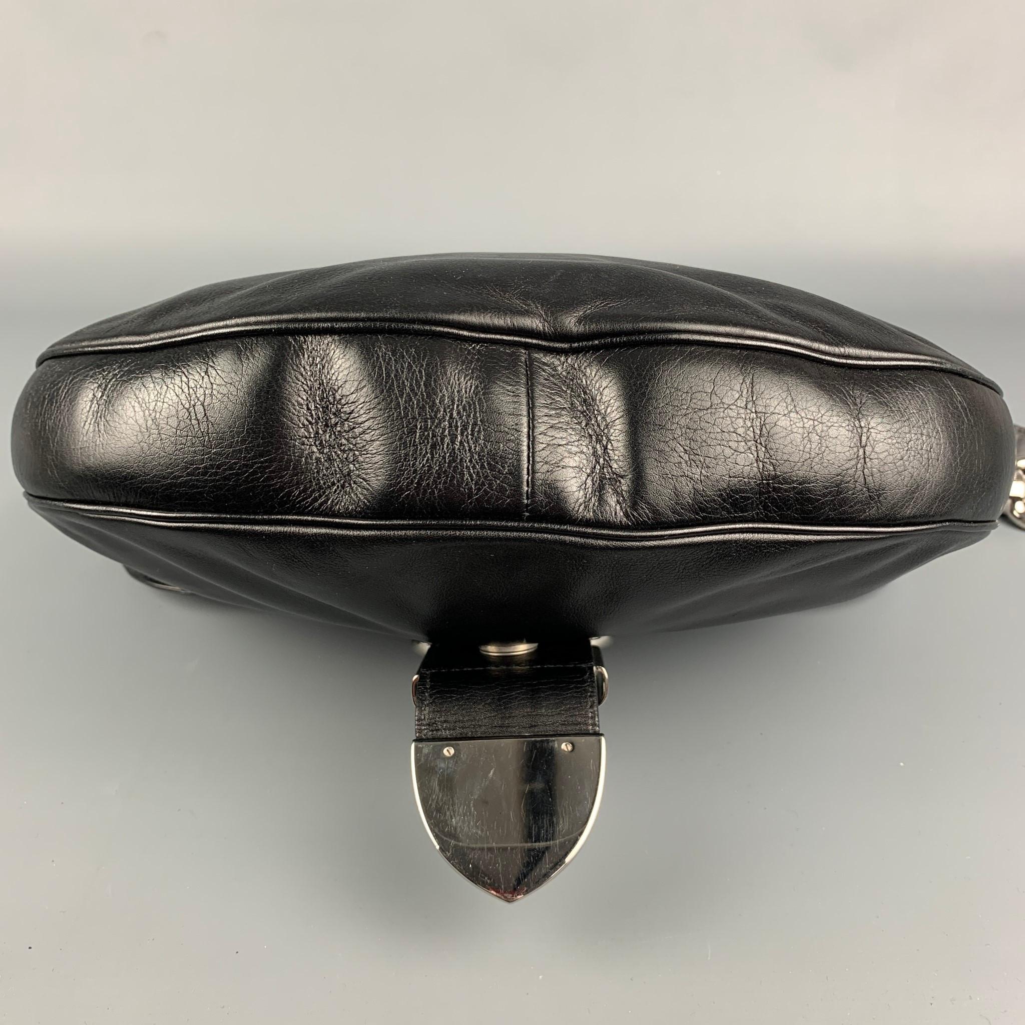 GUCCI Black and Silver Leather Shoulder Bag For Sale at 1stDibs