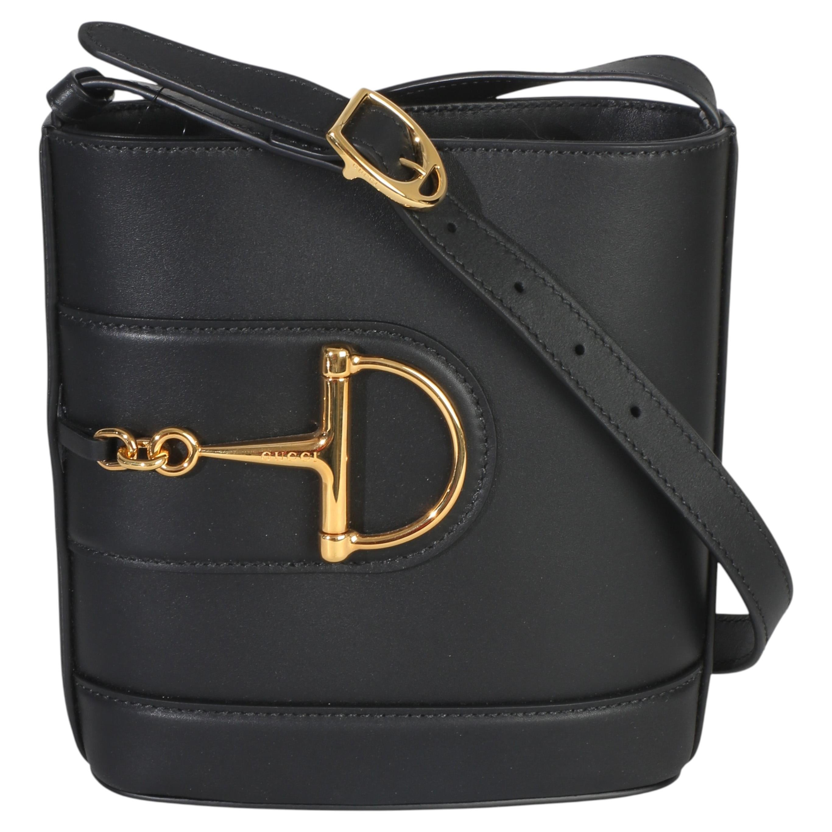 Gucci Borsa a secchiello piccola Hasler Horsebit 73 in pelle di vitello liscia nera