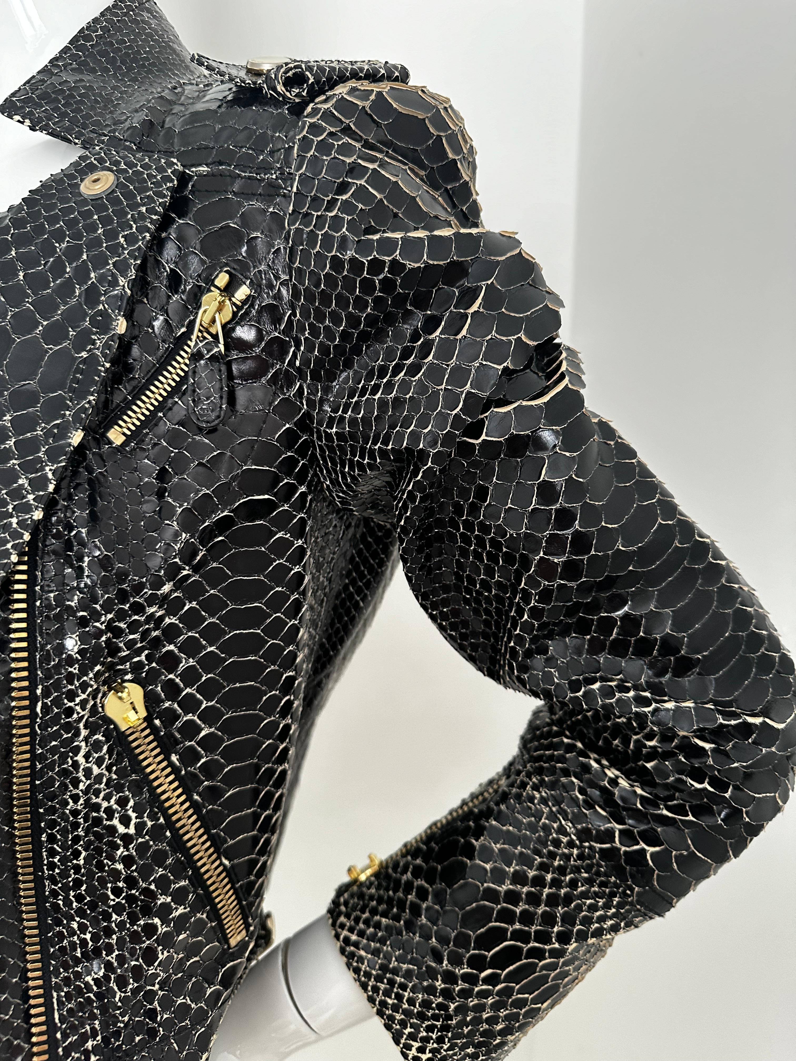 Gucci black snakeskin leather jacket For Sale 8