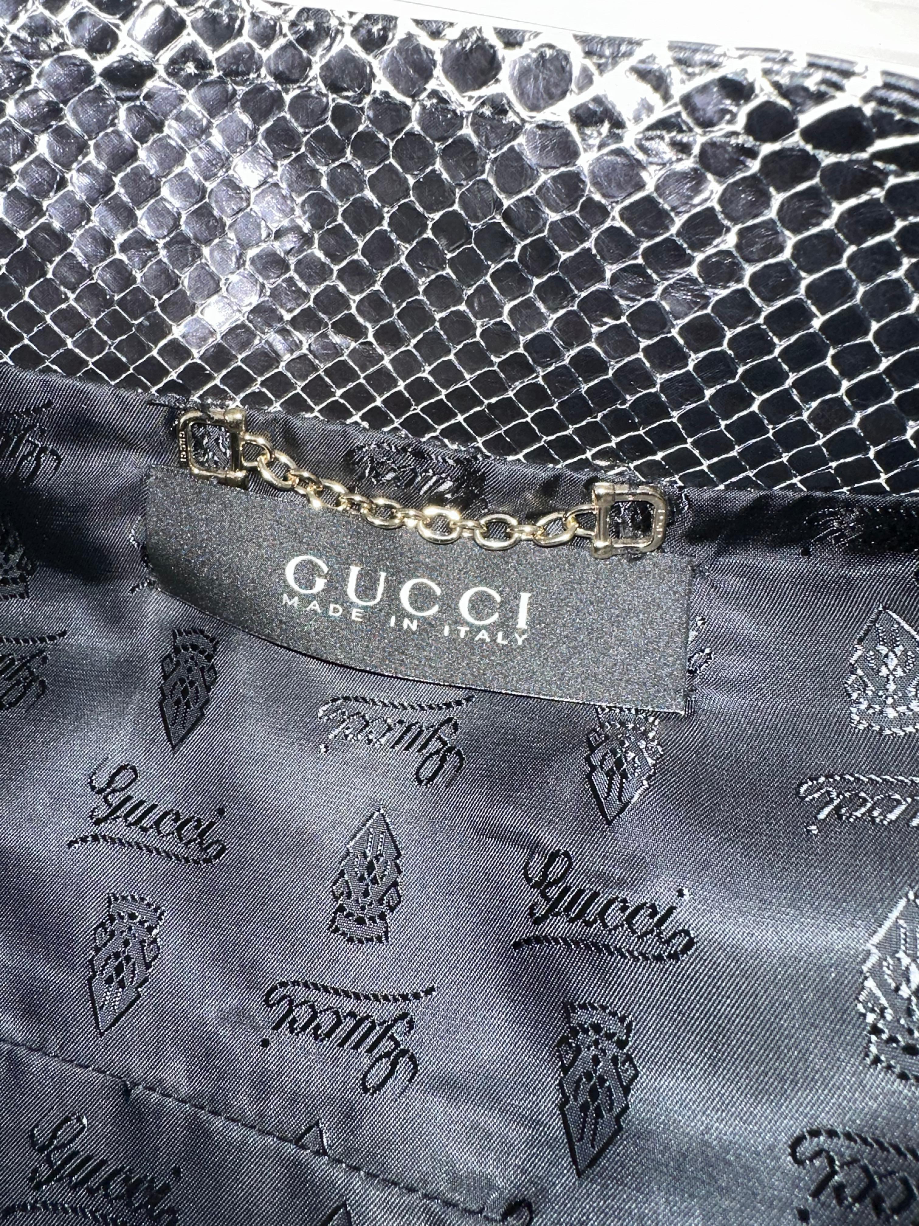 Schwarze Gucci-Lederjacke aus Schlangenhaut  im Angebot 2
