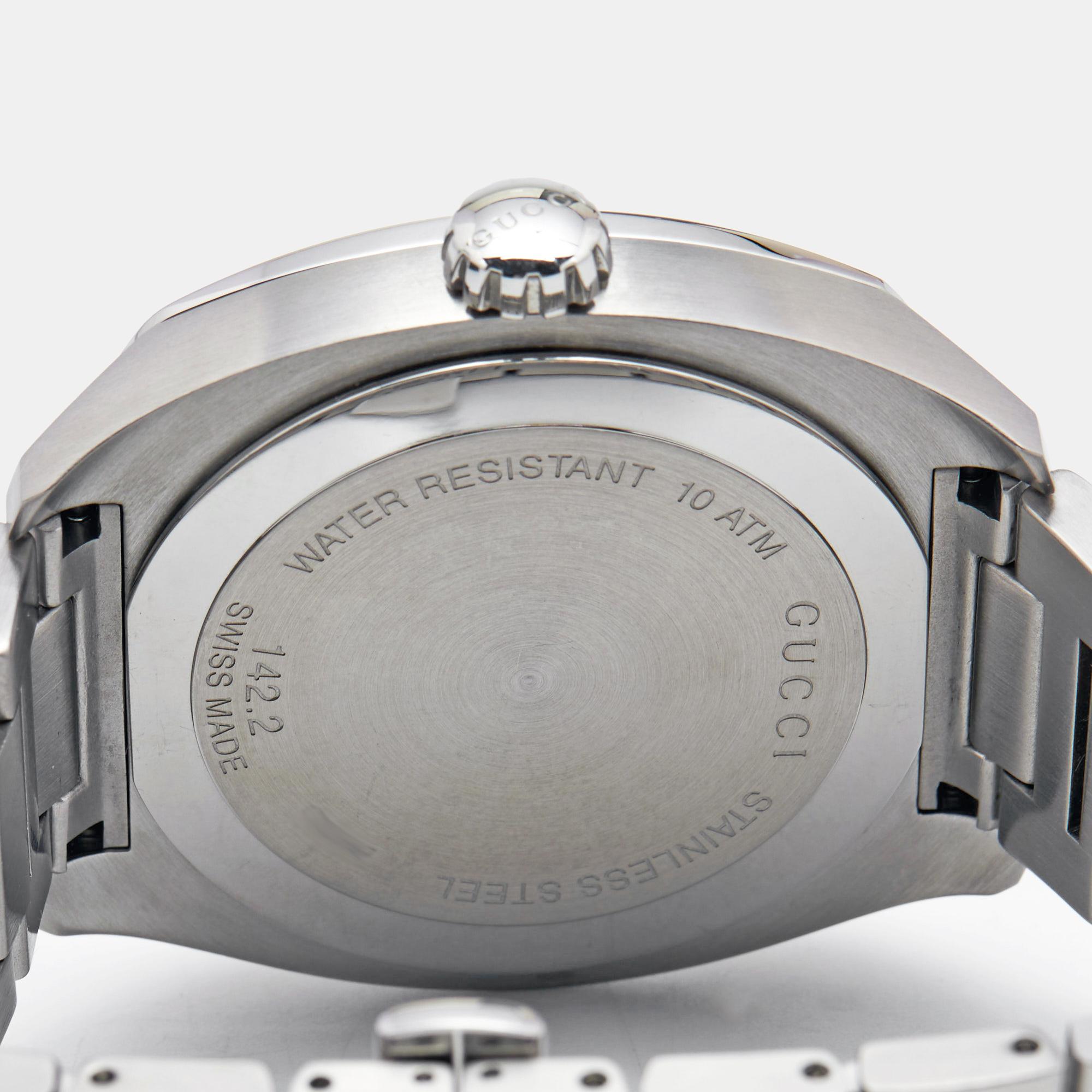 Contemporary Gucci Black Stainless Steel GG2570 YA142201 Men's Wristwatch 44 mm