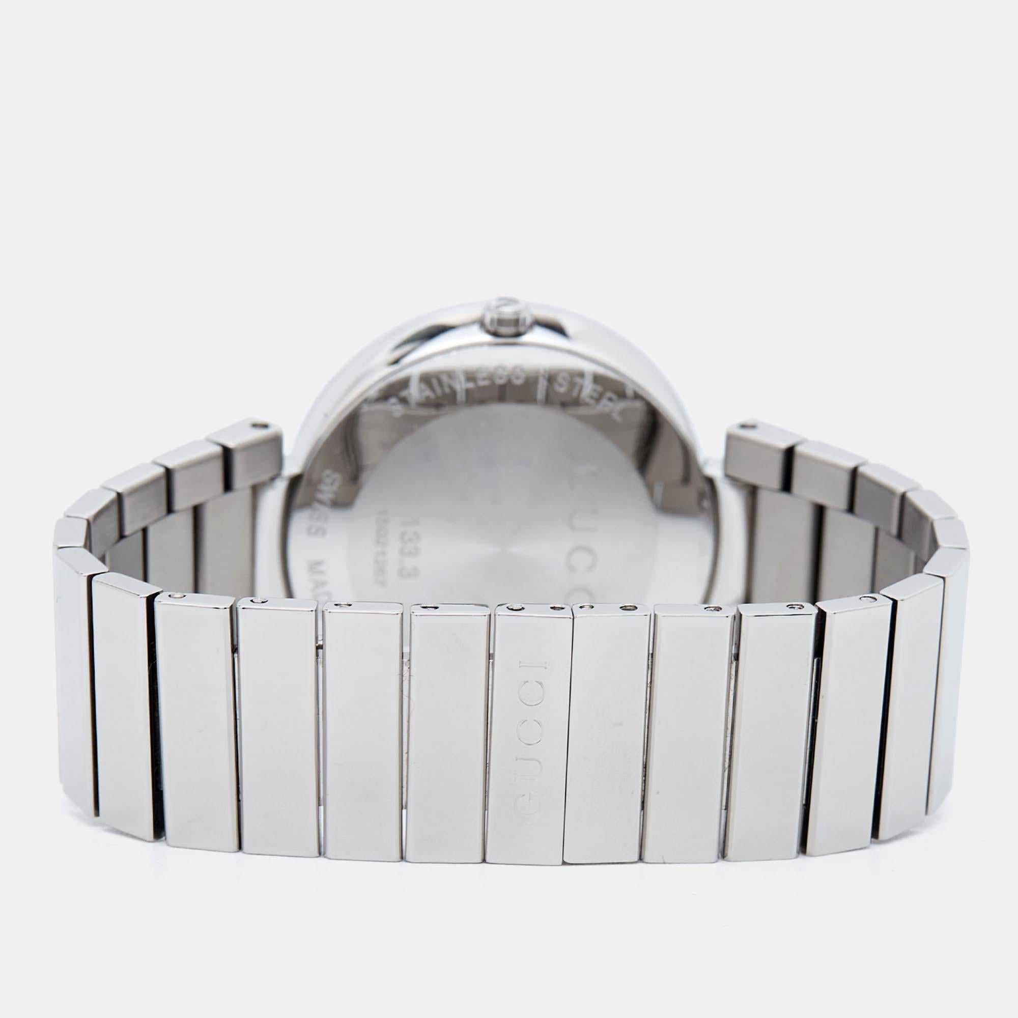 Gucci Black Stainless Steel Interlocking G YA133307 Women's Wristwatch 37 mm For Sale 6