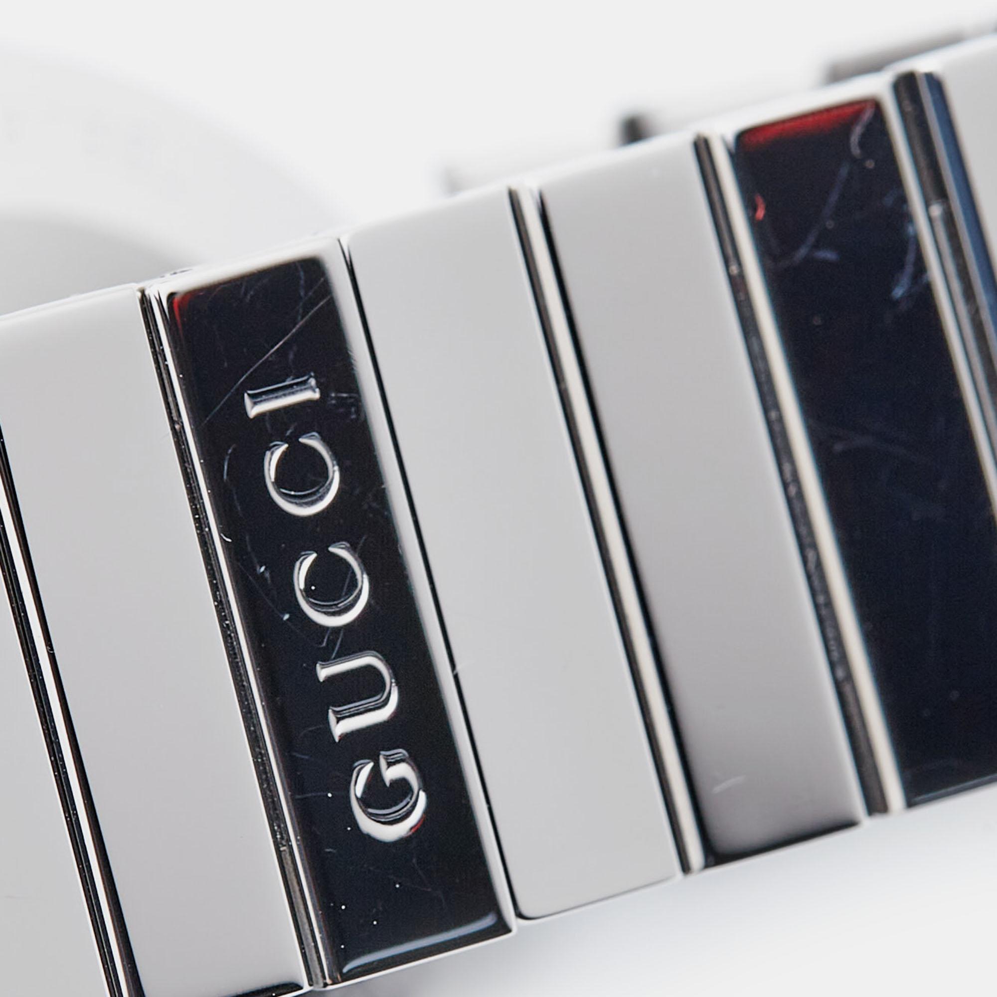 Gucci Black Stainless Steel Interlocking G YA133307 Women's Wristwatch 37 mm For Sale 3