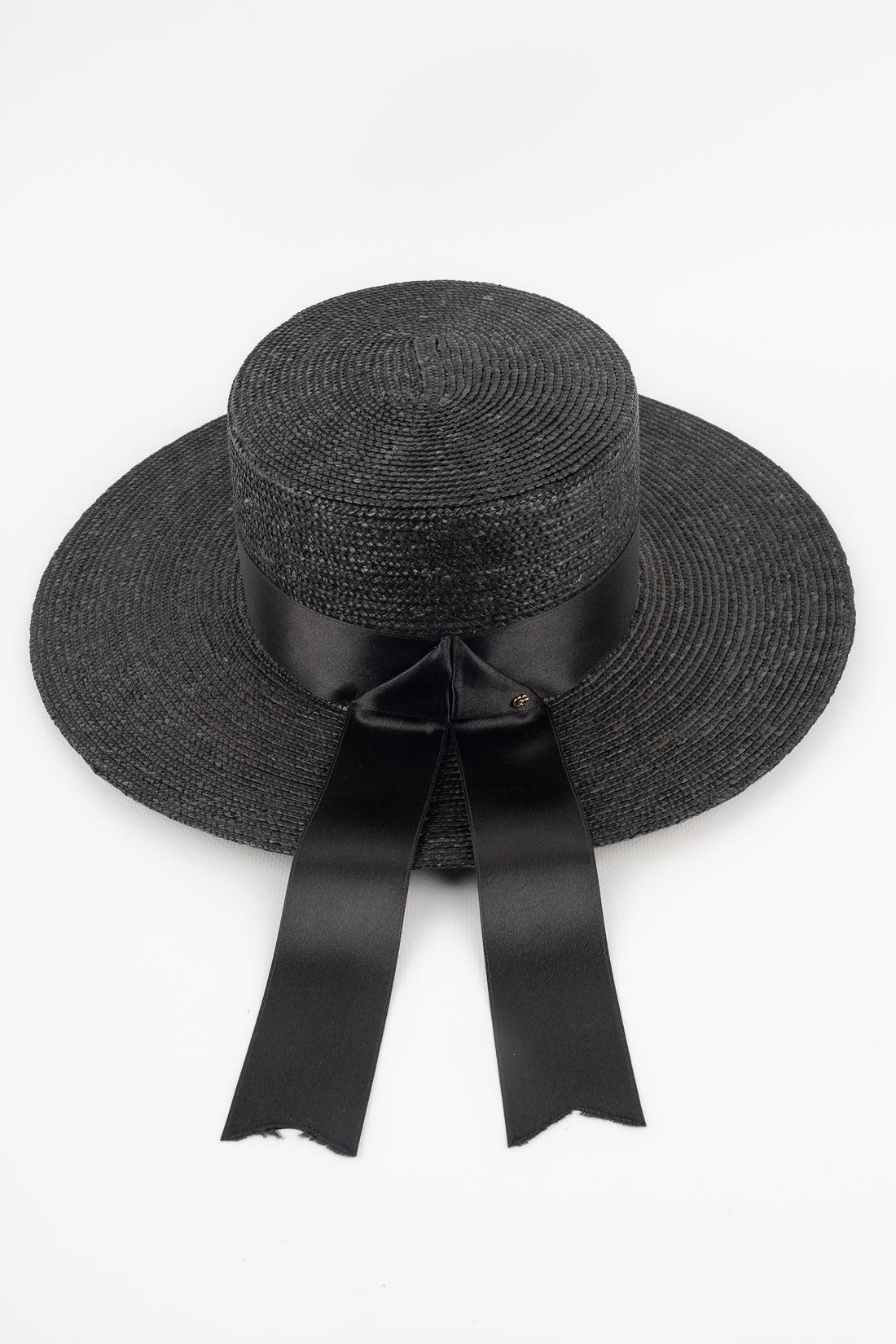 Gucci Black Straw Hat In Excellent Condition In SAINT-OUEN-SUR-SEINE, FR