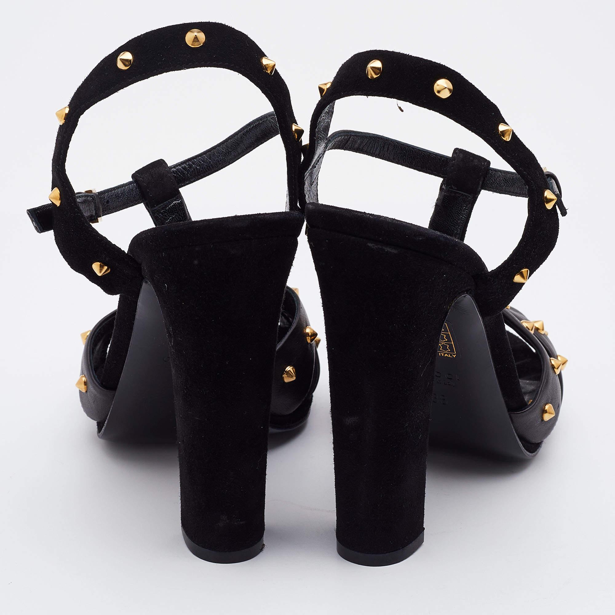 Gucci Black Suede and Leather Studded Ankle Strap Sandals Size 38 In Good Condition For Sale In Dubai, Al Qouz 2