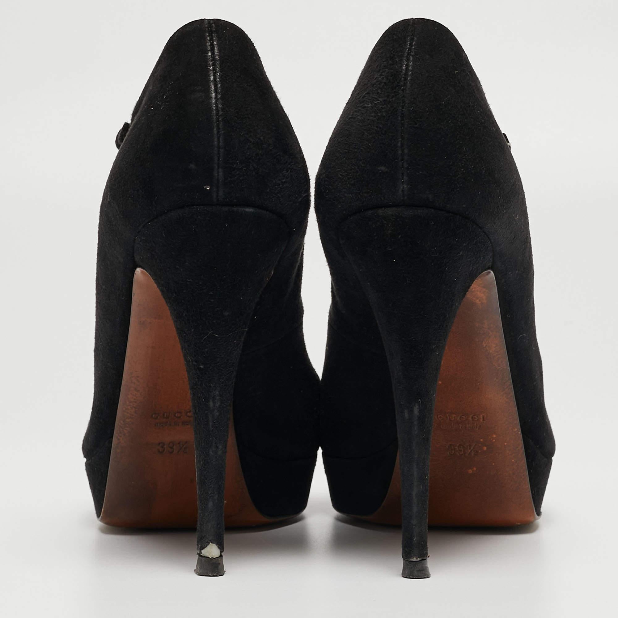 Gucci Schwarze Wildleder Betty T-Riemen-Pumps mit T-Riemen Größe 39,5 im Angebot 1