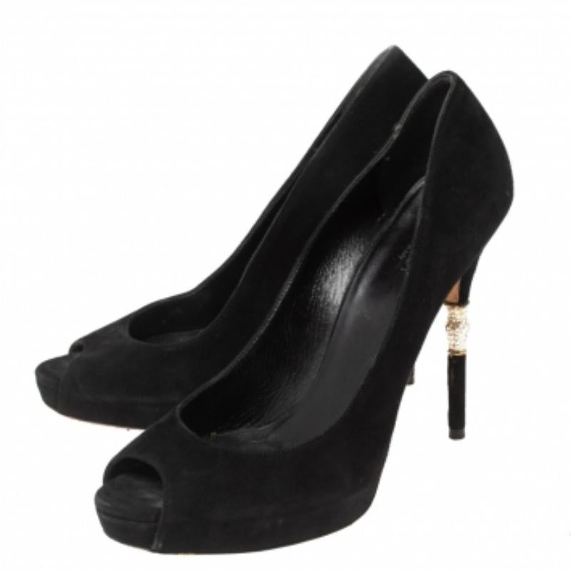 Gucci - Escarpins en daim noir à talons et ornements en cristal - Taille 39 en vente 2