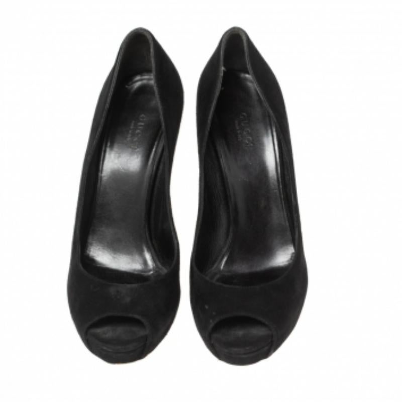 Gucci - Escarpins en daim noir à talons et ornements en cristal - Taille 39 en vente 4