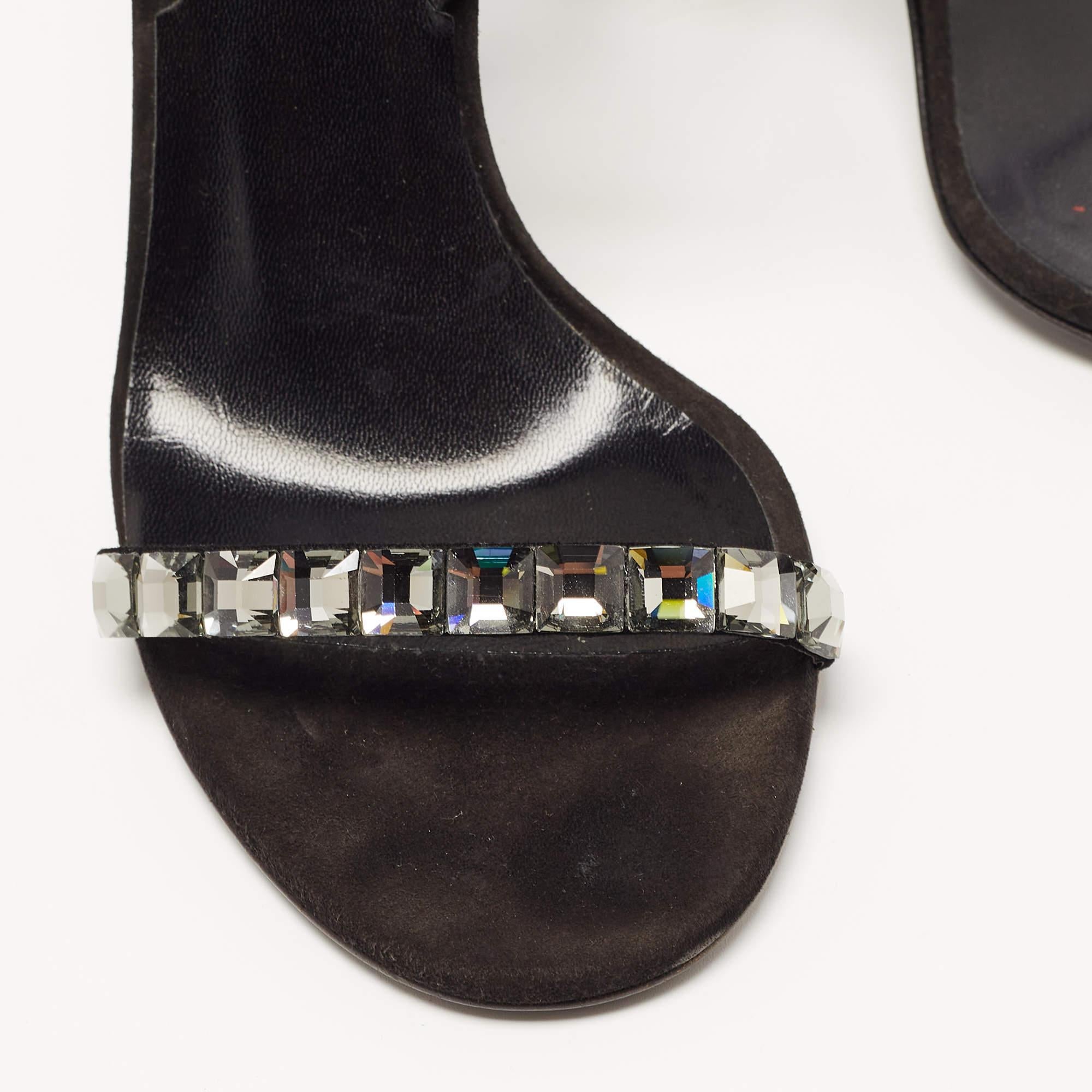 Gucci Black Suede Embellished Mallory Sandals Size 37 For Sale 1