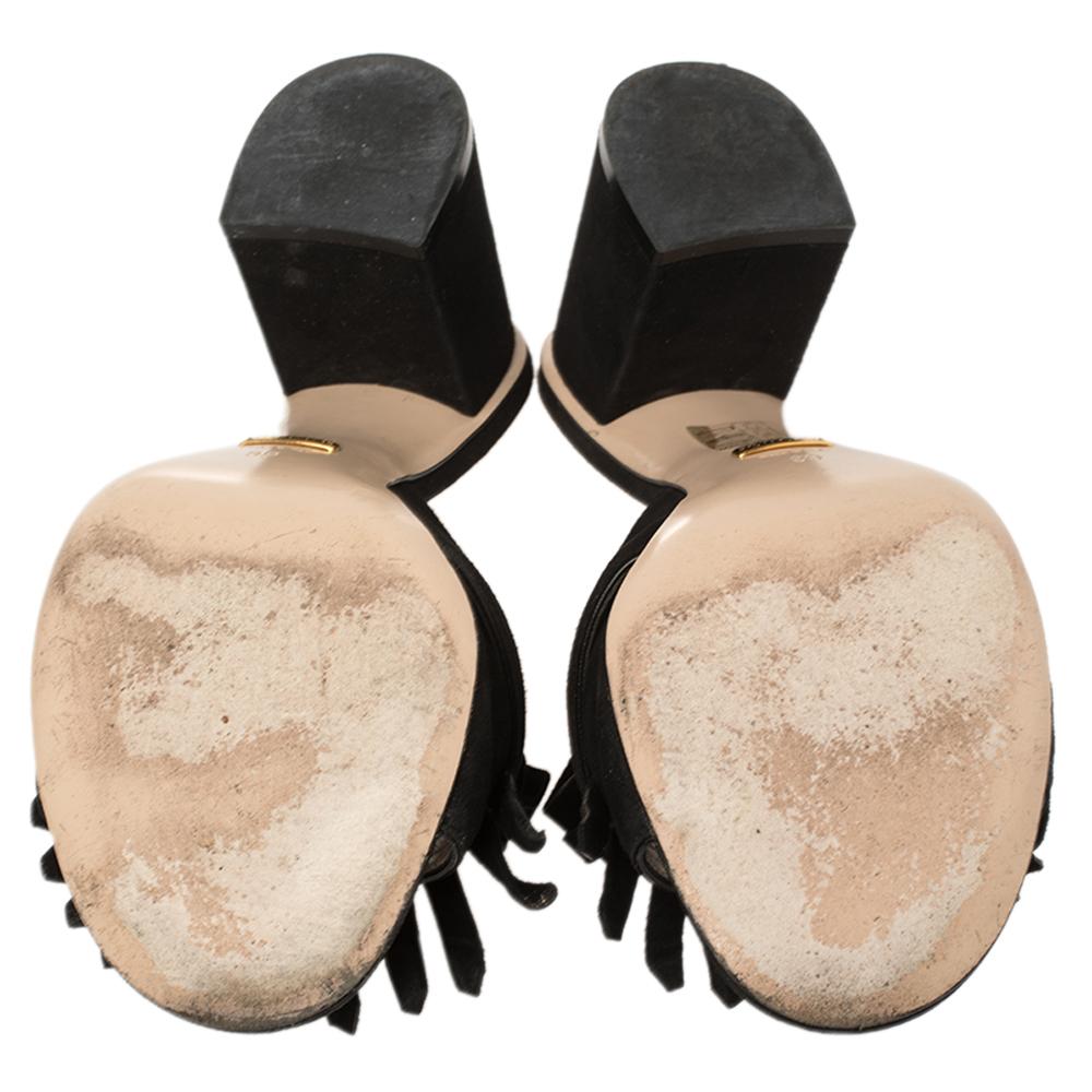Gucci Black Suede GG Marmont Fringe Slide Sandals Size 39 In Good Condition In Dubai, Al Qouz 2