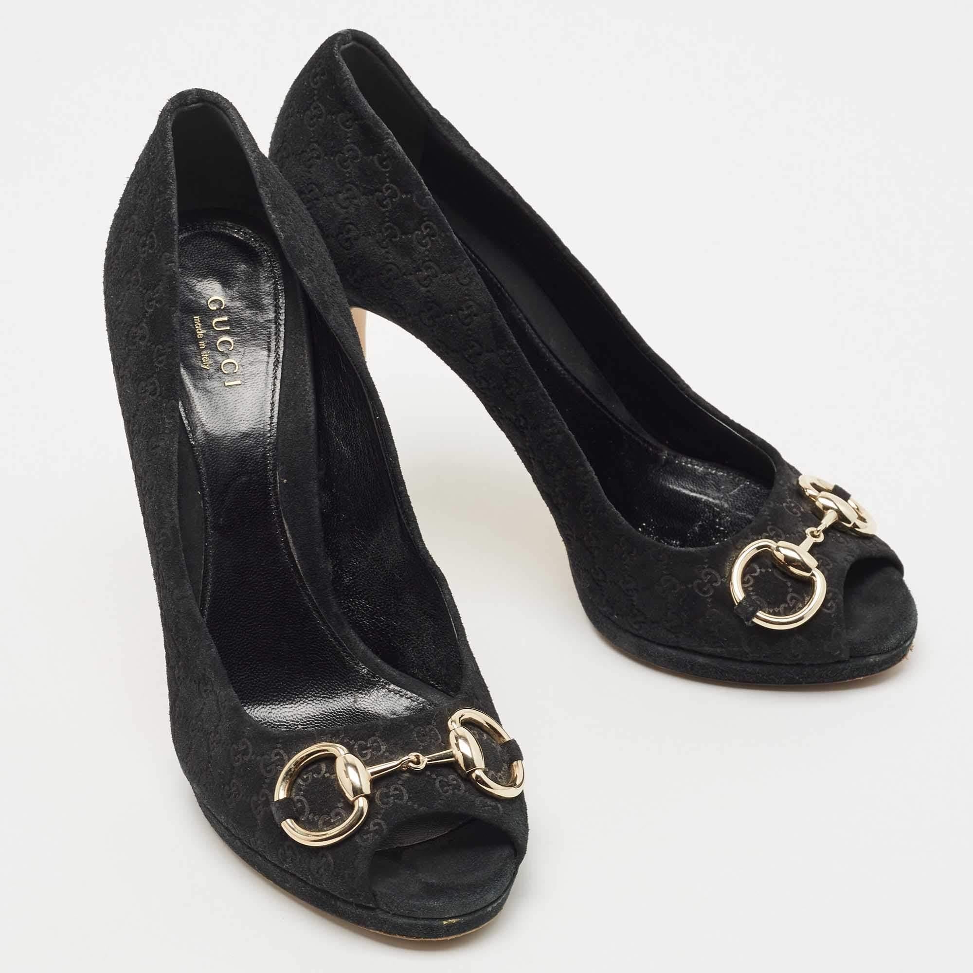 Women's Gucci Black Suede Hollywood Peep Toe Pumps Size 38 For Sale