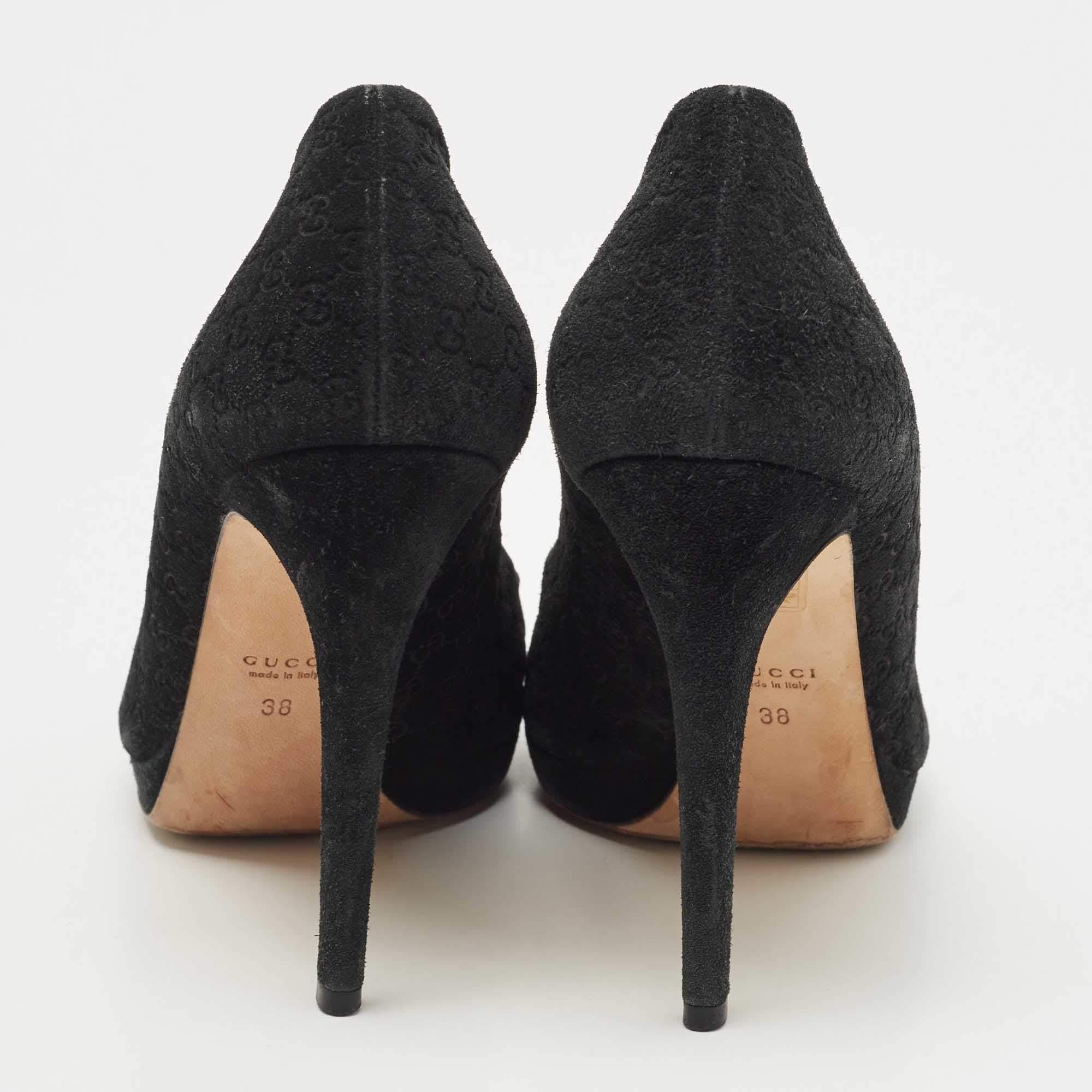 Gucci Black Suede Hollywood Peep Toe Pumps Size 38 For Sale 1