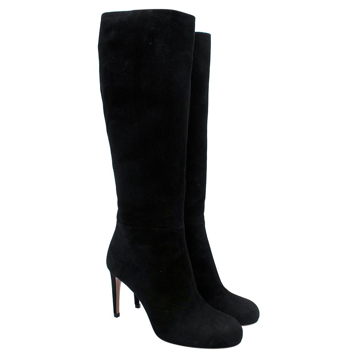 Gucci Black Suede Knee High Heeled Boots - Us size 7  For Sale