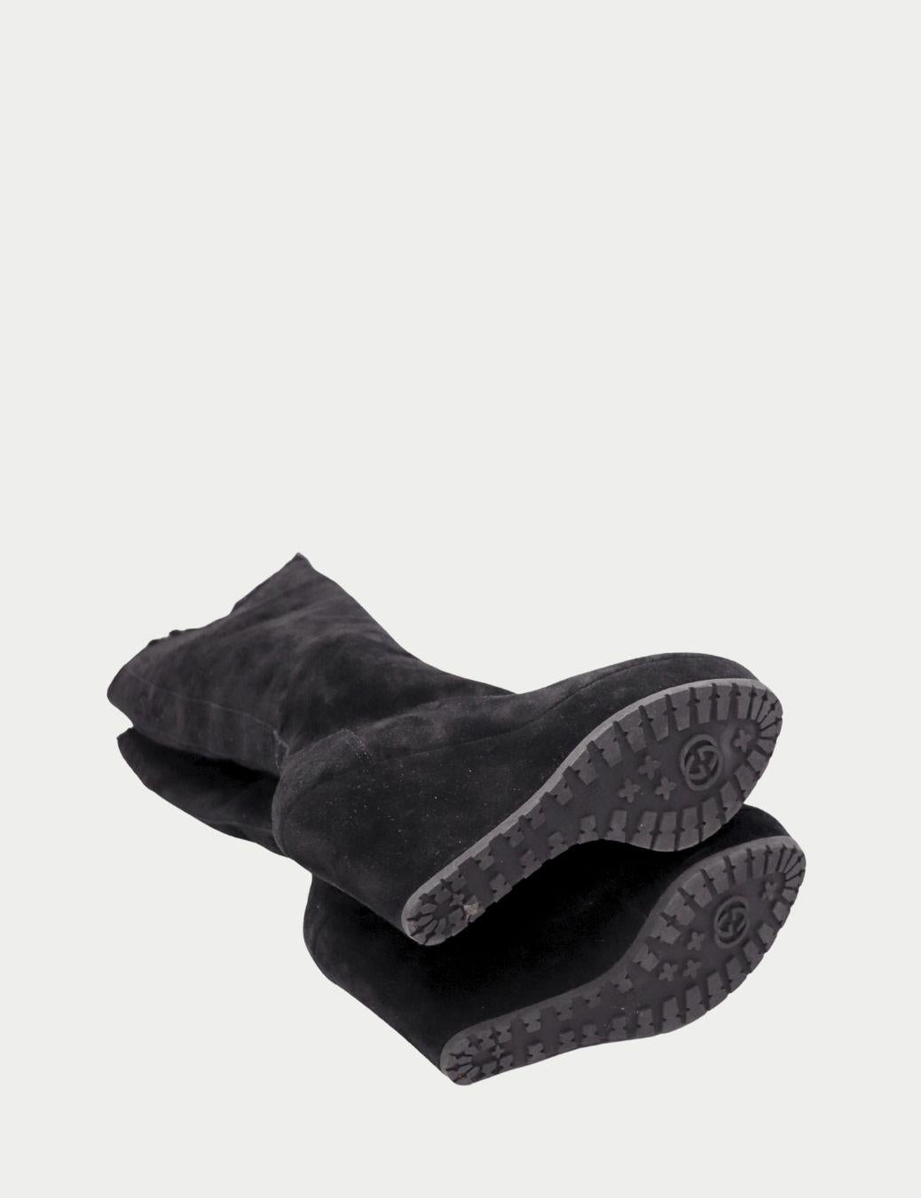 Gucci Schwarze kniehohe Keilstiefel aus Wildleder - EU 35.5 Damen im Angebot