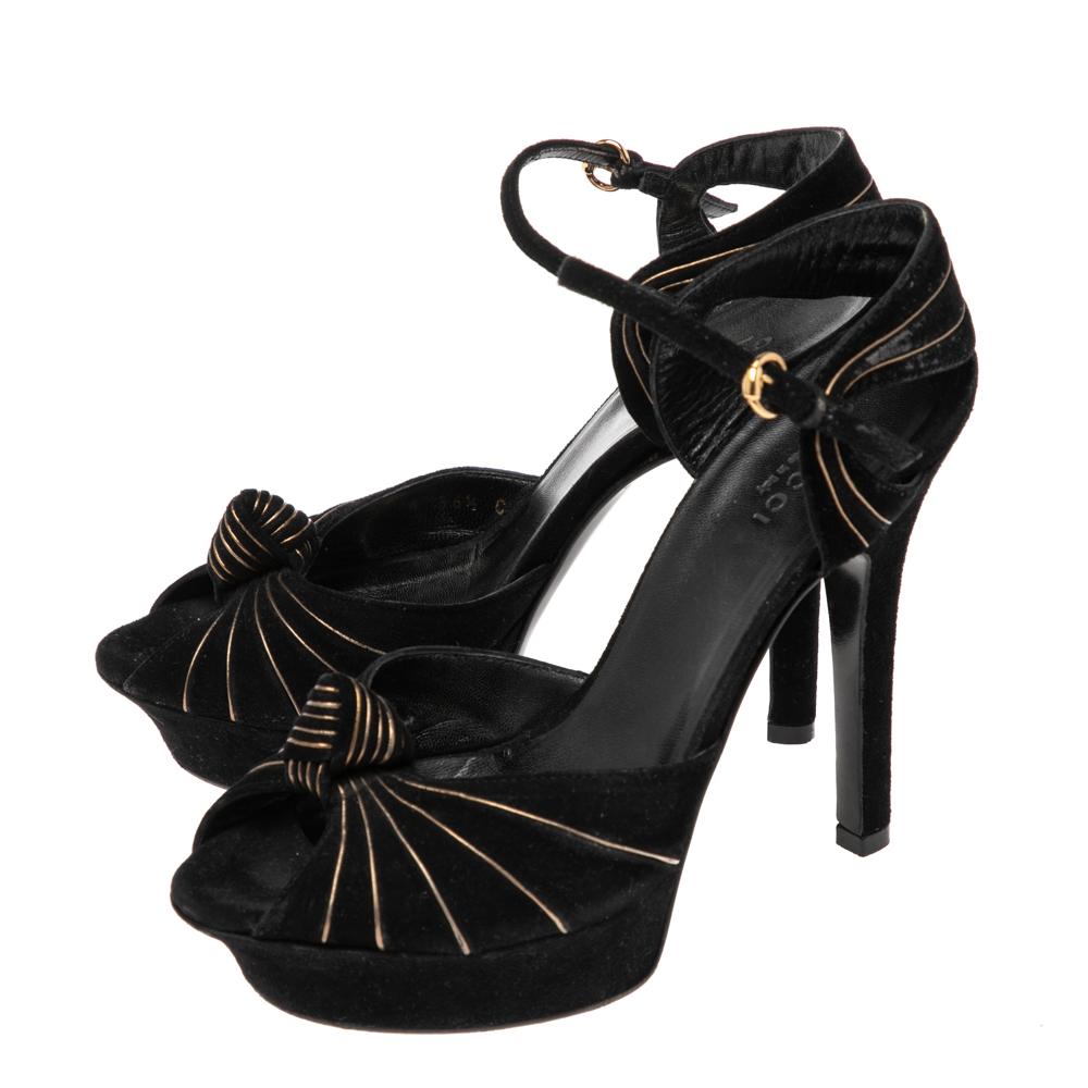Gucci Black Suede Knot Detail Peep Toe Platform Sandals Size 36.5 In Good Condition In Dubai, Al Qouz 2