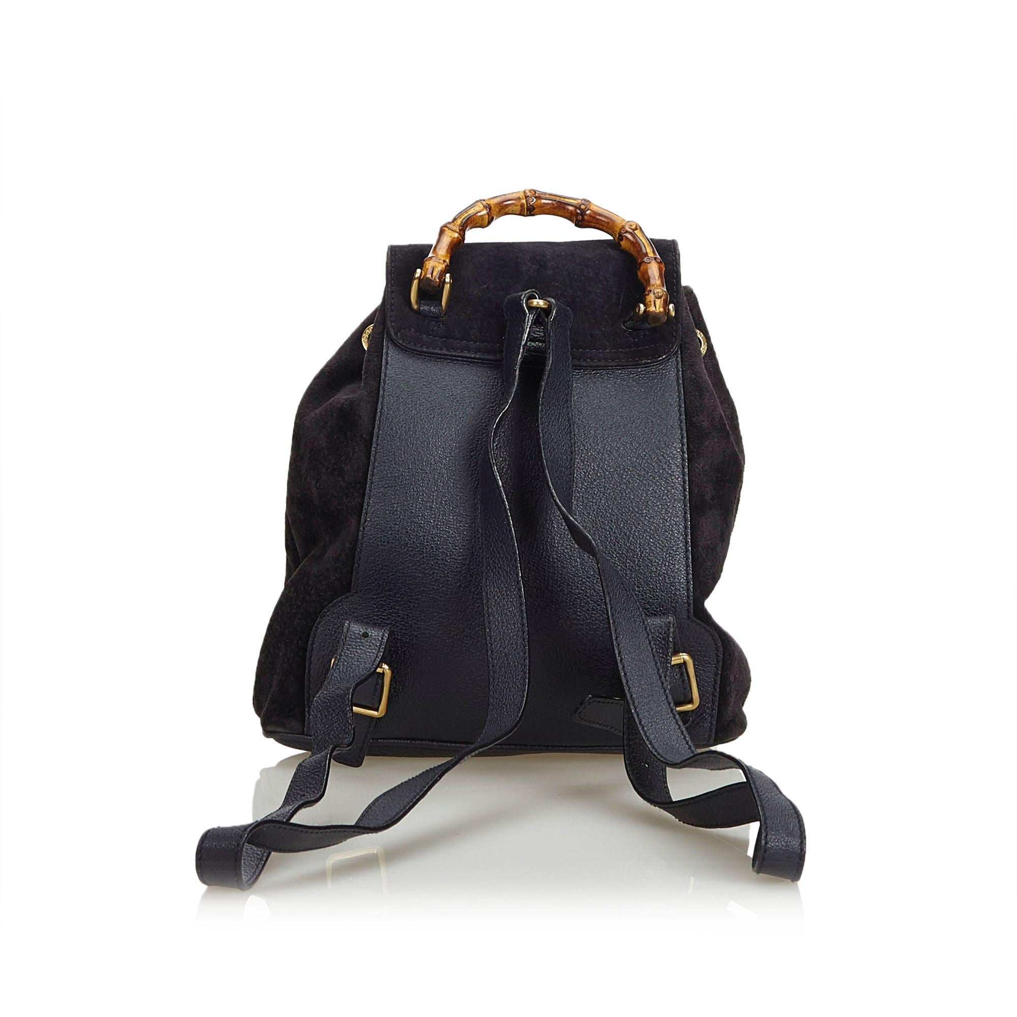 Gucci Black Suede Leather Bamboo Drawstring Backpack Italy In Good Condition In Orlando, FL